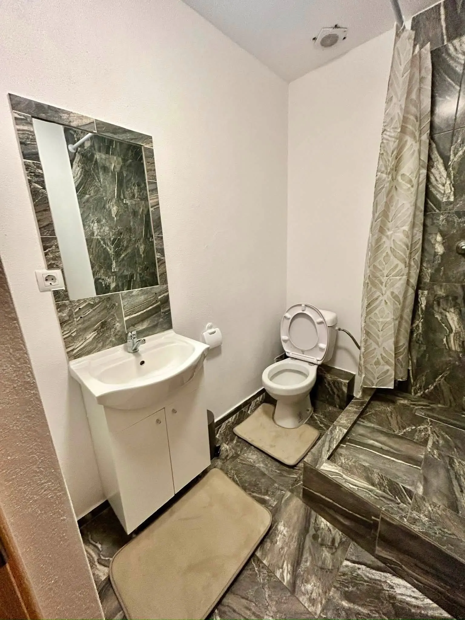 Camera Safir Imperial, nuanță șampanie, Poză 3/4